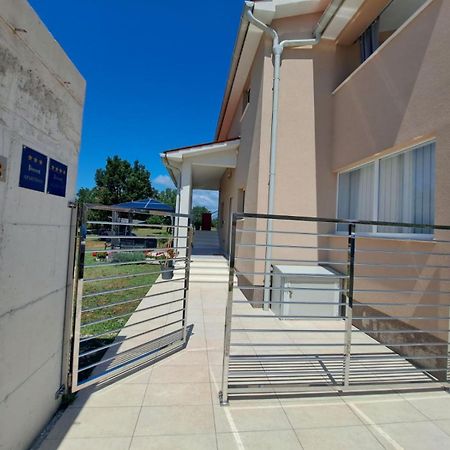 Apartmani Danica Vodnjan Exterior photo