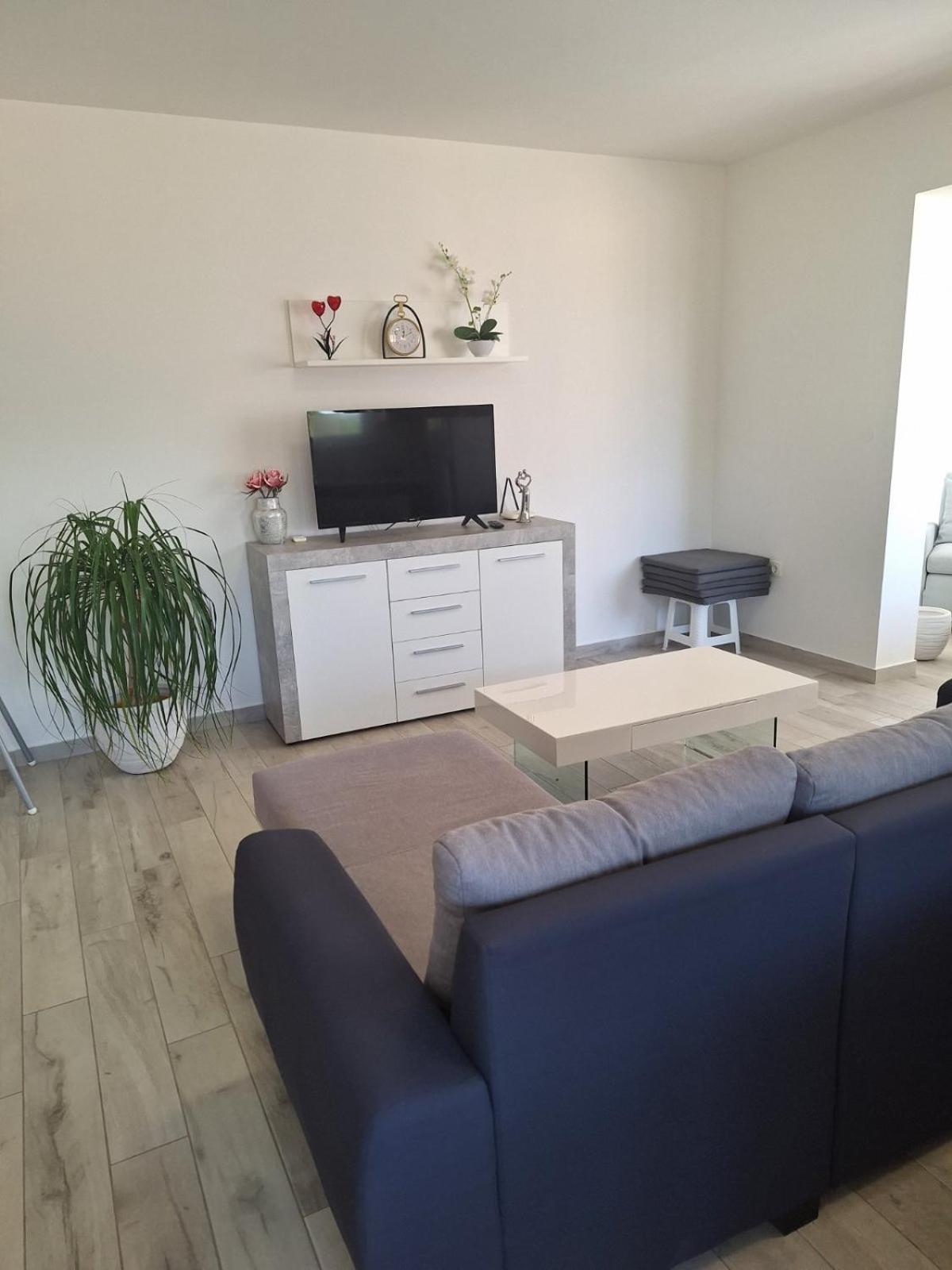 Apartmani Danica Vodnjan Exterior photo