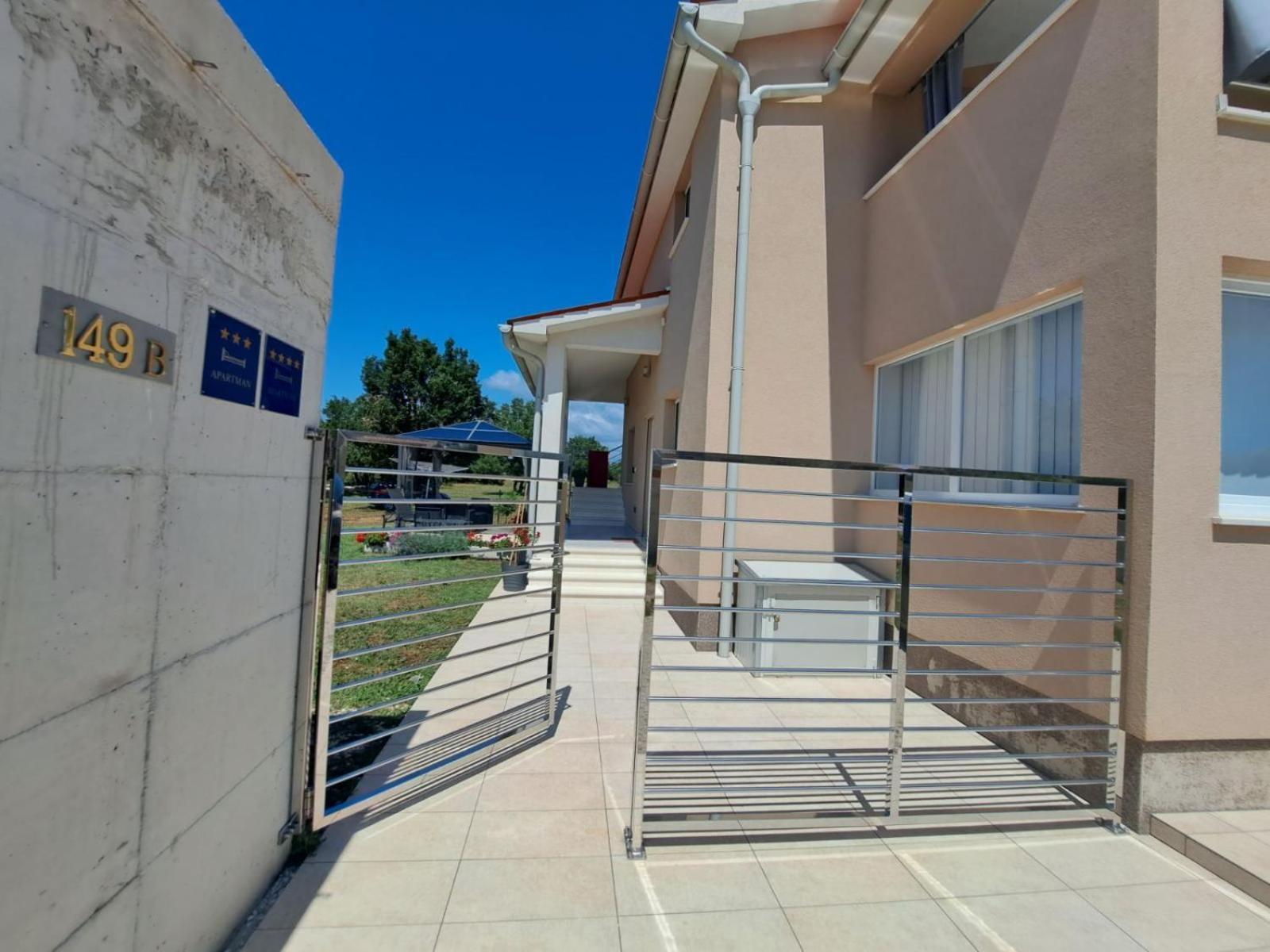 Apartmani Danica Vodnjan Exterior photo