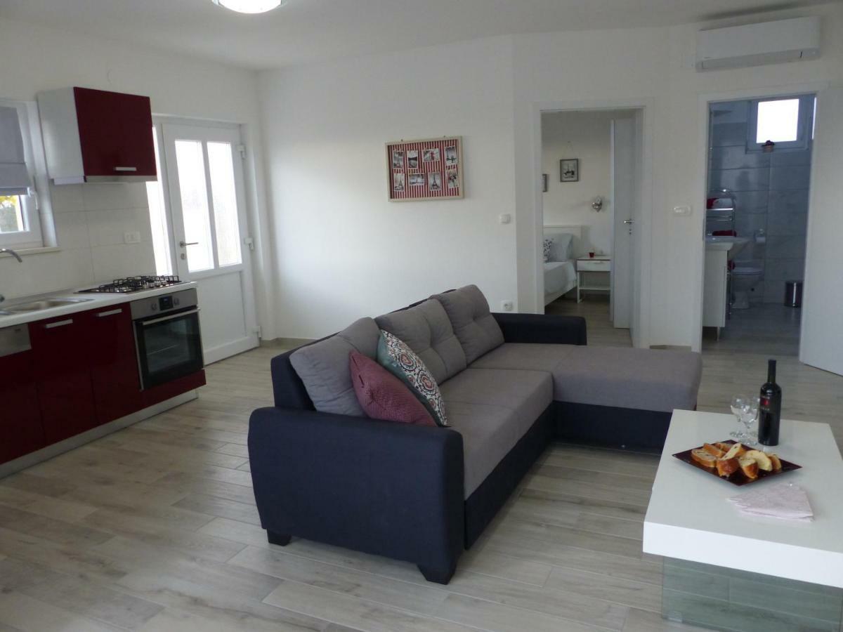 Apartmani Danica Vodnjan Exterior photo