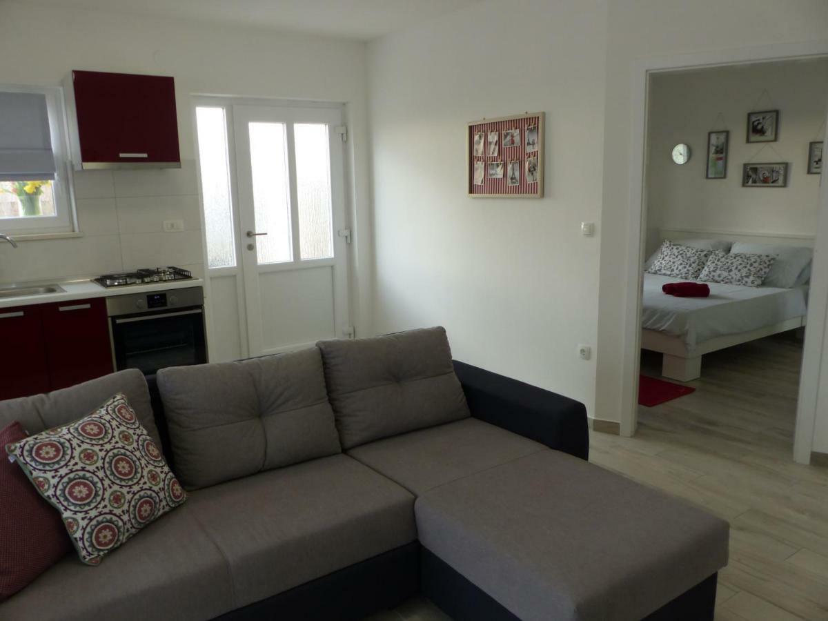 Apartmani Danica Vodnjan Exterior photo